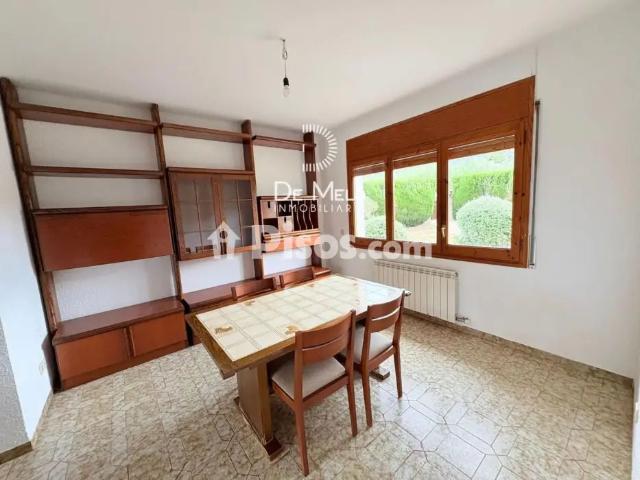 Casa en alquiler en Carrer d'Olot