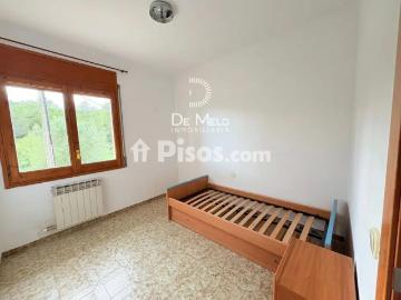 Casa en alquiler en Carrer d'Olot