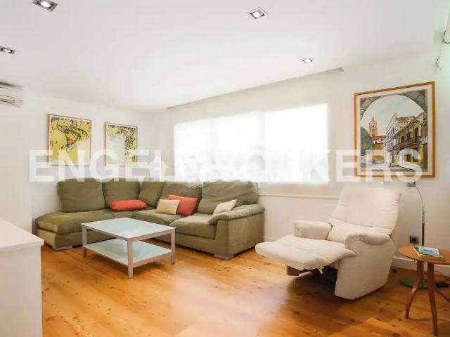 Casa en alquiler en Carrer Merla