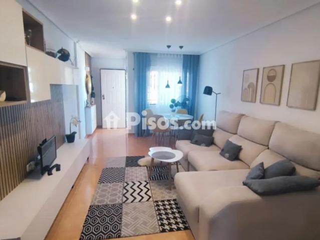 Casa en alquiler en Carrer Segovia