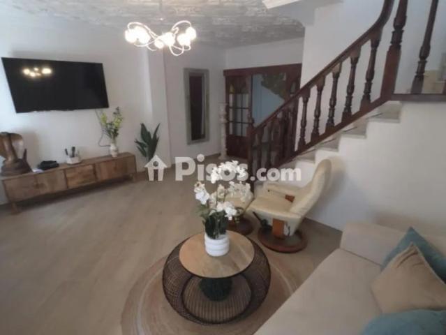 Casa en alquiler en Centro Ayuntamiento