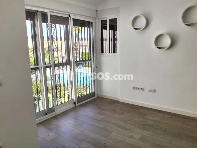Casa en alquiler en Chalet Adosado en Alquiler de Larga Temporada en Don Pueblo en Gran Alacant