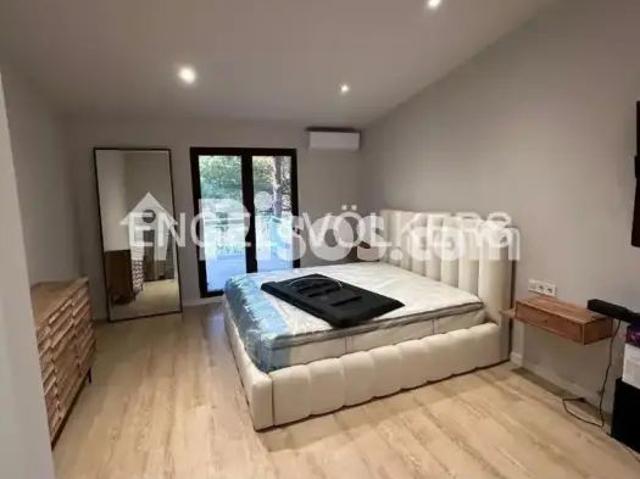 Casa en alquiler en Chiva