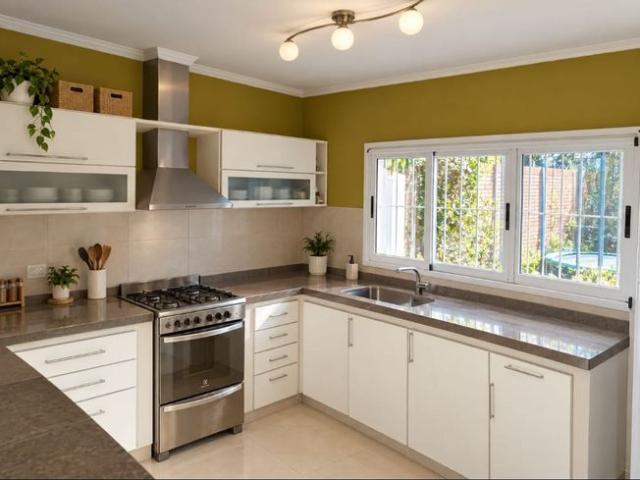 CASA EN ALQUILER EN CITY BELL
