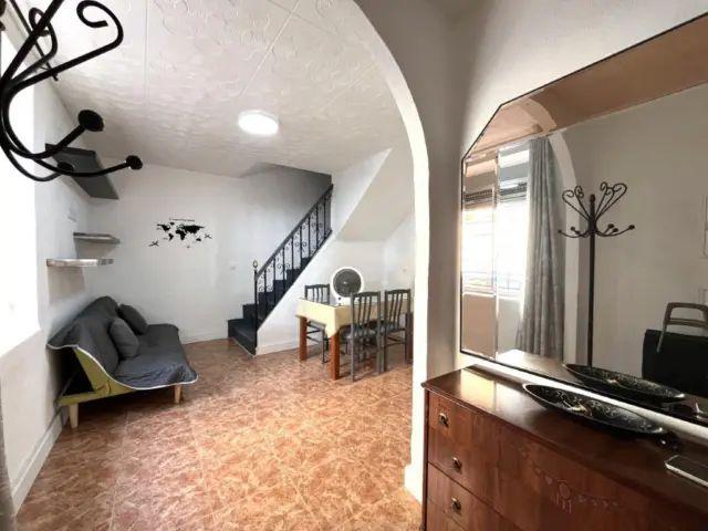 Casa en alquiler en Ciudad Jardín Zoco