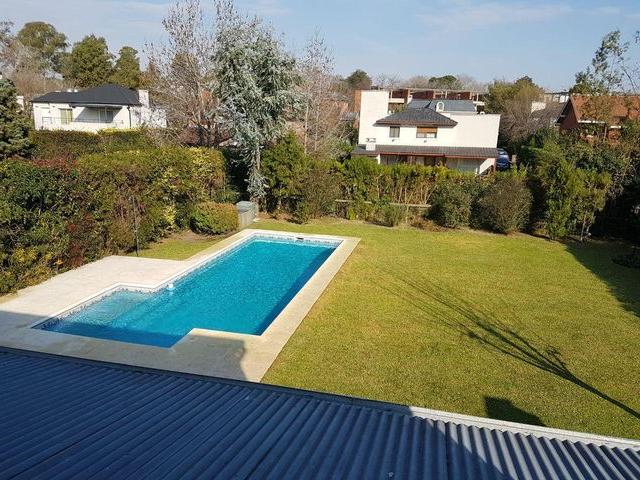 Casa en alquiler en Club de Campo Pueyrredón