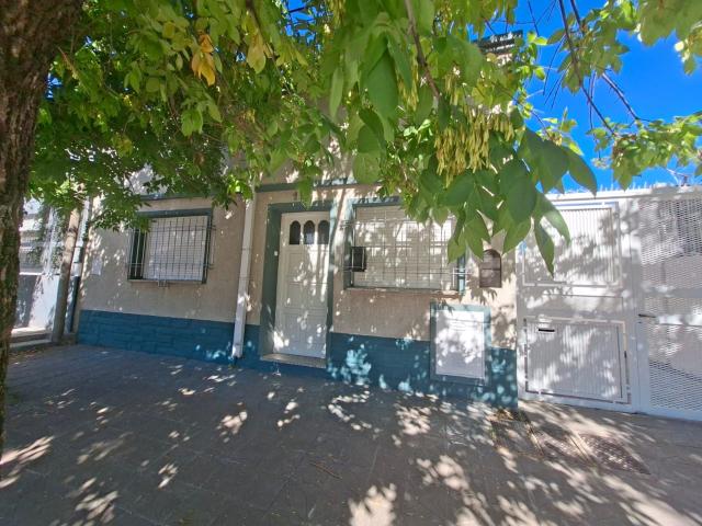 Casa en Alquiler en Colombia 19, Universitario, Bahía Blanca
