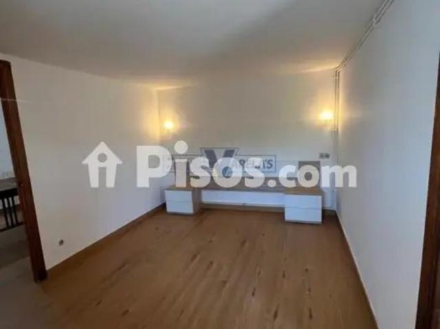 Casa en alquiler en Coles