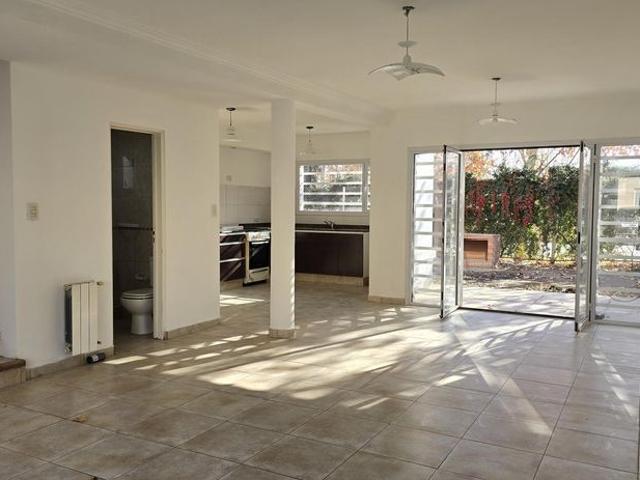 Casa en alquiler en Confluencia