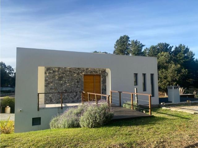 Casa Alquiler Costa Esmeralda Senderos I Lote 94 4 Dorm Piscina