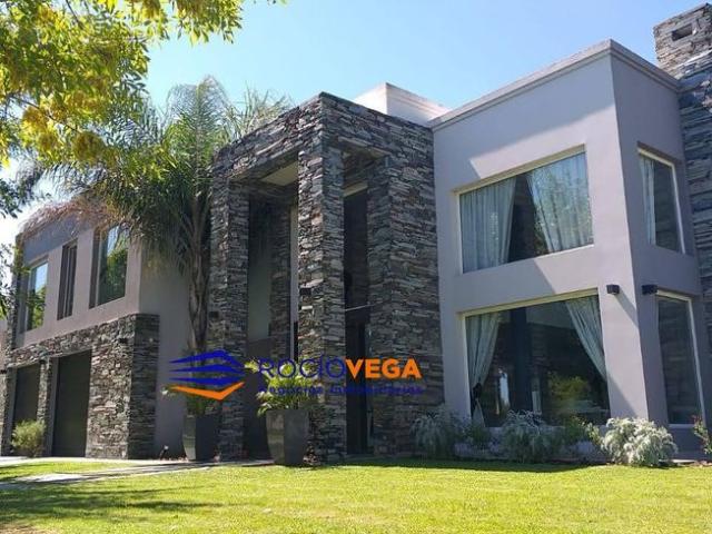 Casa en alquiler en Country Terravista,vGeneral Rodriguez