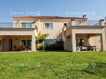 Casa en alquiler en Dique Luján