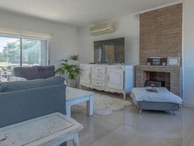 Casa en alquiler en Dique Luján