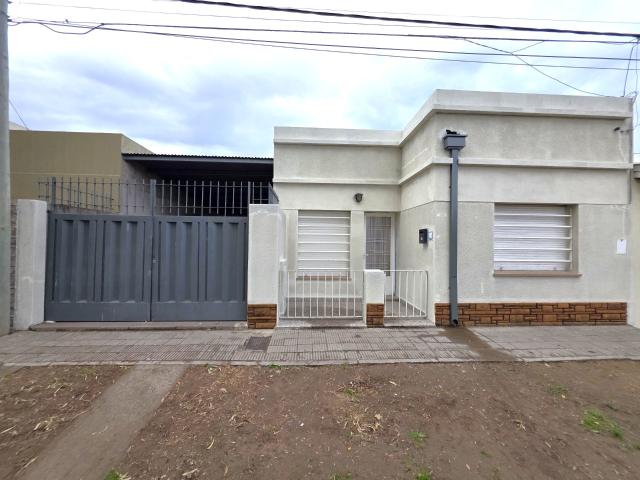 Casa en Alquiler en Ecuador 2156, Villa Rosas, Bahía Blanca