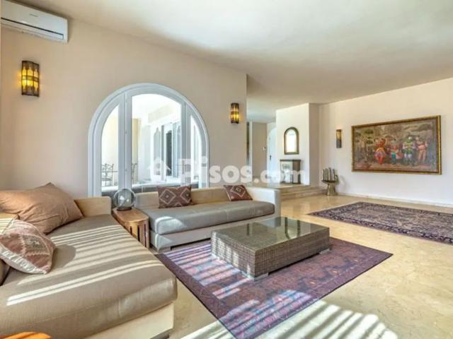 Casa en alquiler en El Paraíso Atalaya Benamara