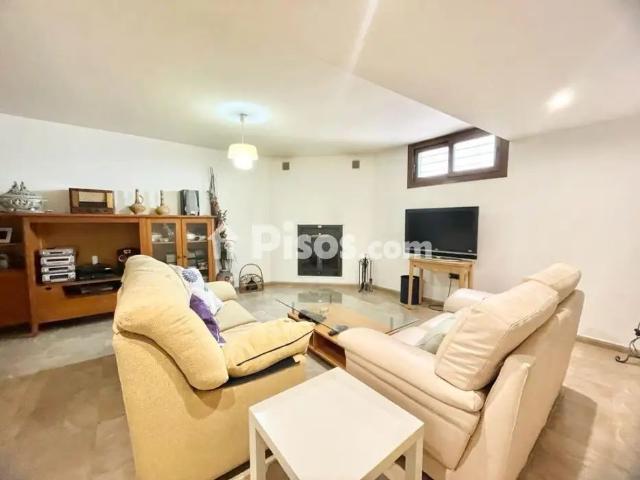 Casa en alquiler en El Serrallo
