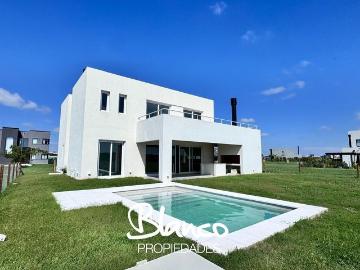 Casa en alquiler en Escobar