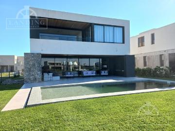 Casa en alquiler en Escobar
