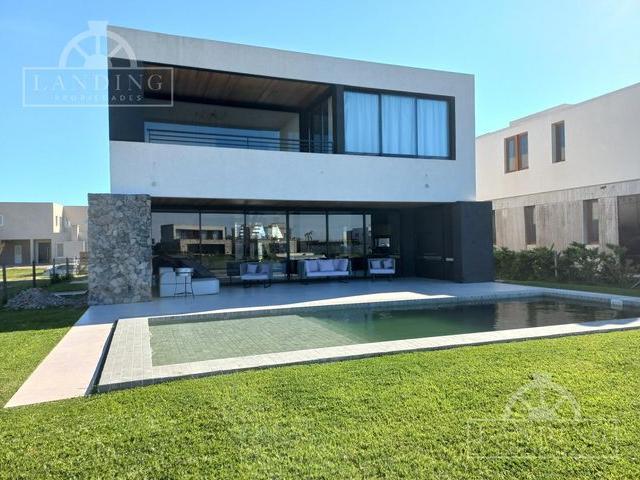 Casa en alquiler en Escobar