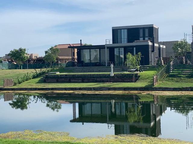 Casa en alquiler en Escobar