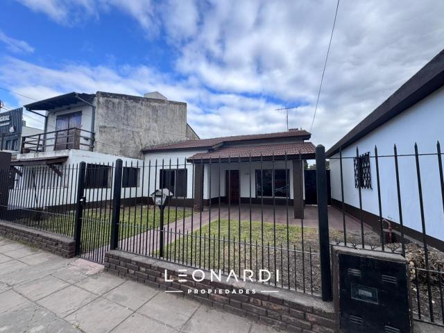 Casa en alquiler en Escobar ID 1406