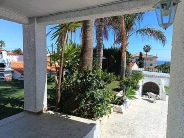 Casa en Alquiler en Estepona