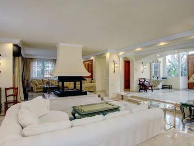 Casa en Alquiler en Estepona