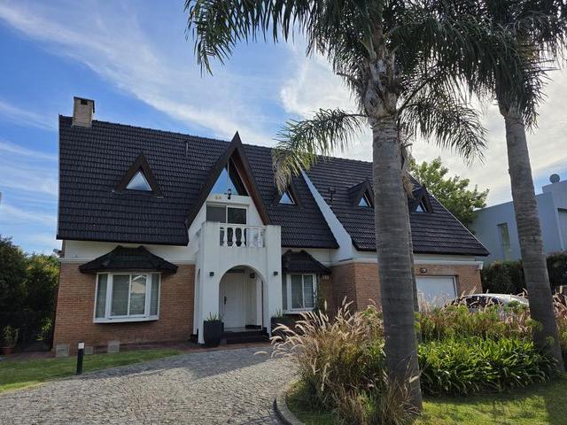 Casa en alquiler en Guillermo Hudson