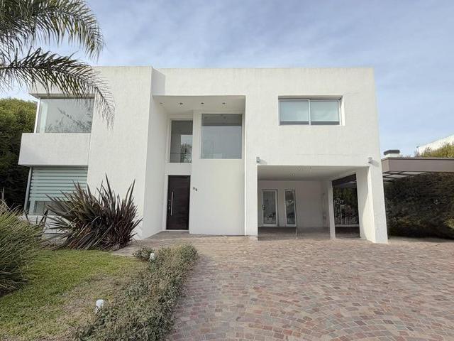 Casa en alquiler en Gutierrez
