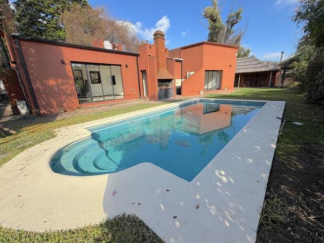 Casa en alquiler en Gutierrez
