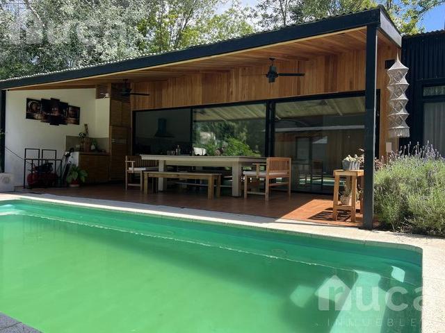 Casa en alquiler en Garín