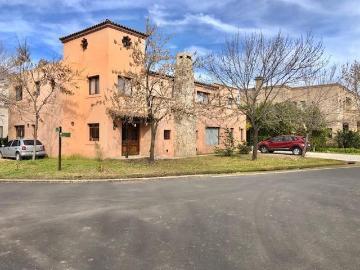 Casa en alquiler en General Pacheco
