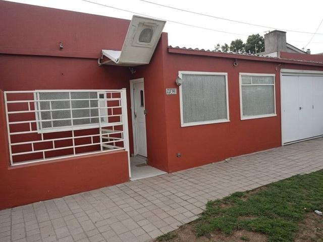 Casa en alquiler en Granadero Baigorria