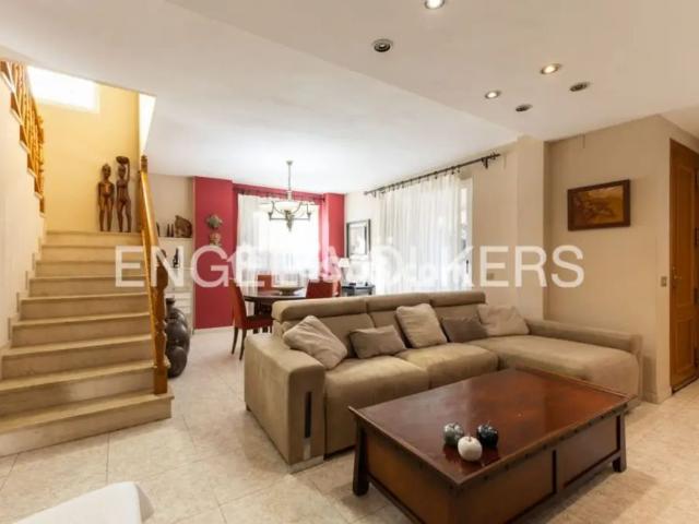 Casa en alquiler en Heliópolis Curva
