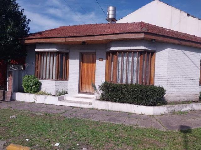 Casa en alquiler en Ituzaingó