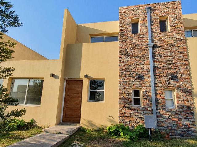 Casa EN ALQUILER en Inmomap