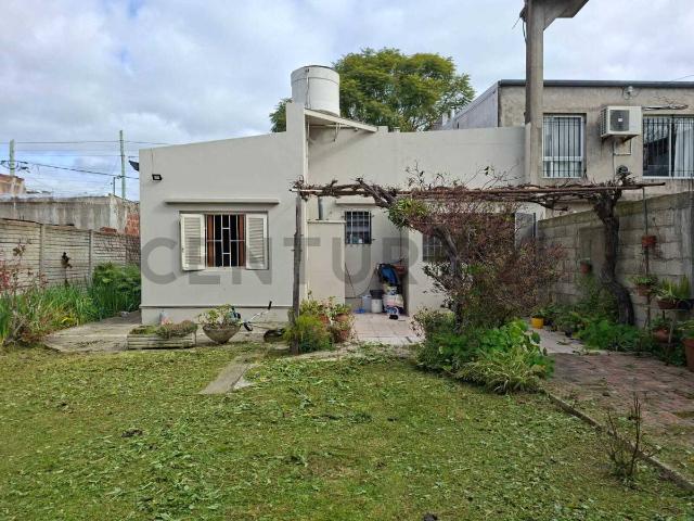 CASA EN ALQUILER EN LA PLATA