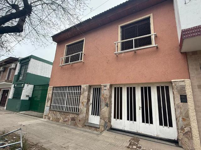 Casa en Alquiler en La Plata