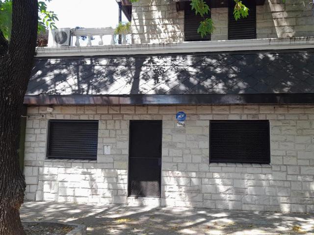 Casa en Alquiler en La Plata