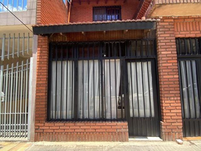 Casa en alquiler en La Tablada