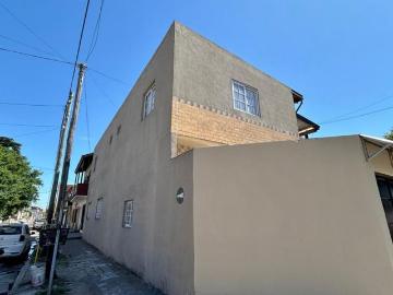 Casa en alquiler en La Tablada