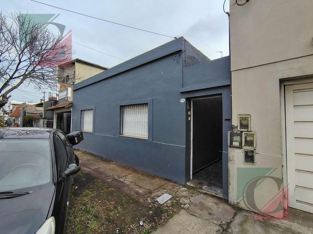 Casa en alquiler en Lanús Oeste