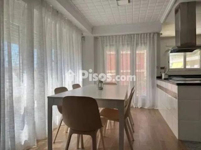 Casa en alquiler en Las Palmeras