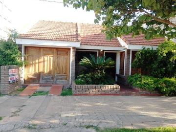 Casa en alquiler en Las Rosas