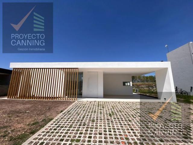 Casa en alquiler en Lares de Canning