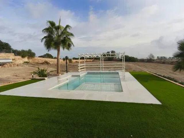 Casa en Alquiler en Lloret de Vistalegre