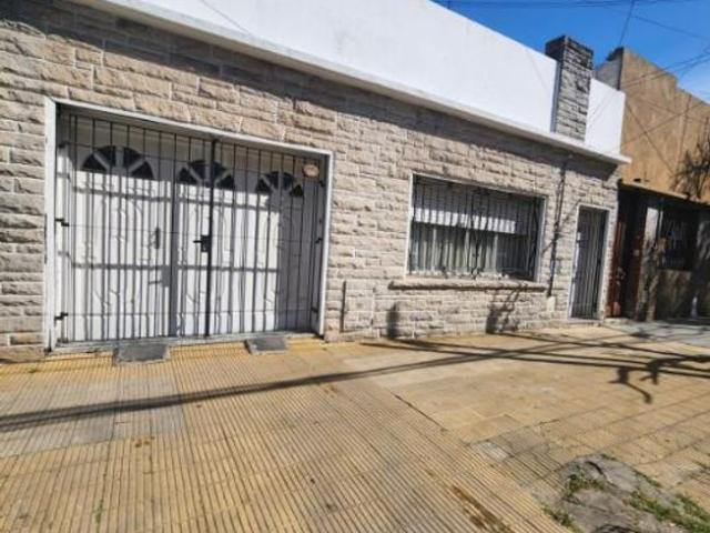 Casa en alquiler en Lomas de Zamora Oeste