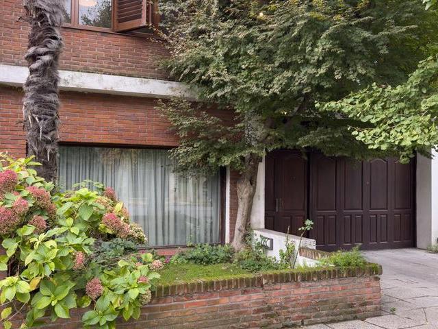 Casa en alquiler en Los Troncos
