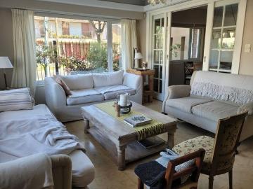 Casa en alquiler en Los Troncos