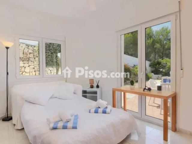 Casa en alquiler en los Cerezos La Mandarina La Finca Covatelles